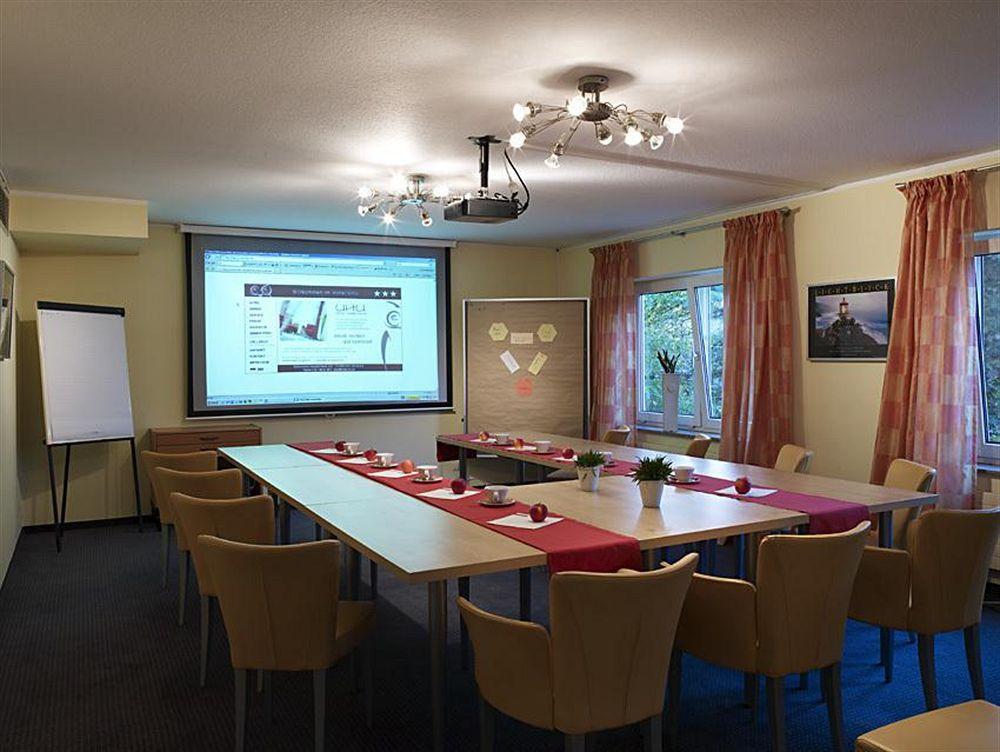 Hotel Uhu Garni Cologne Business photo