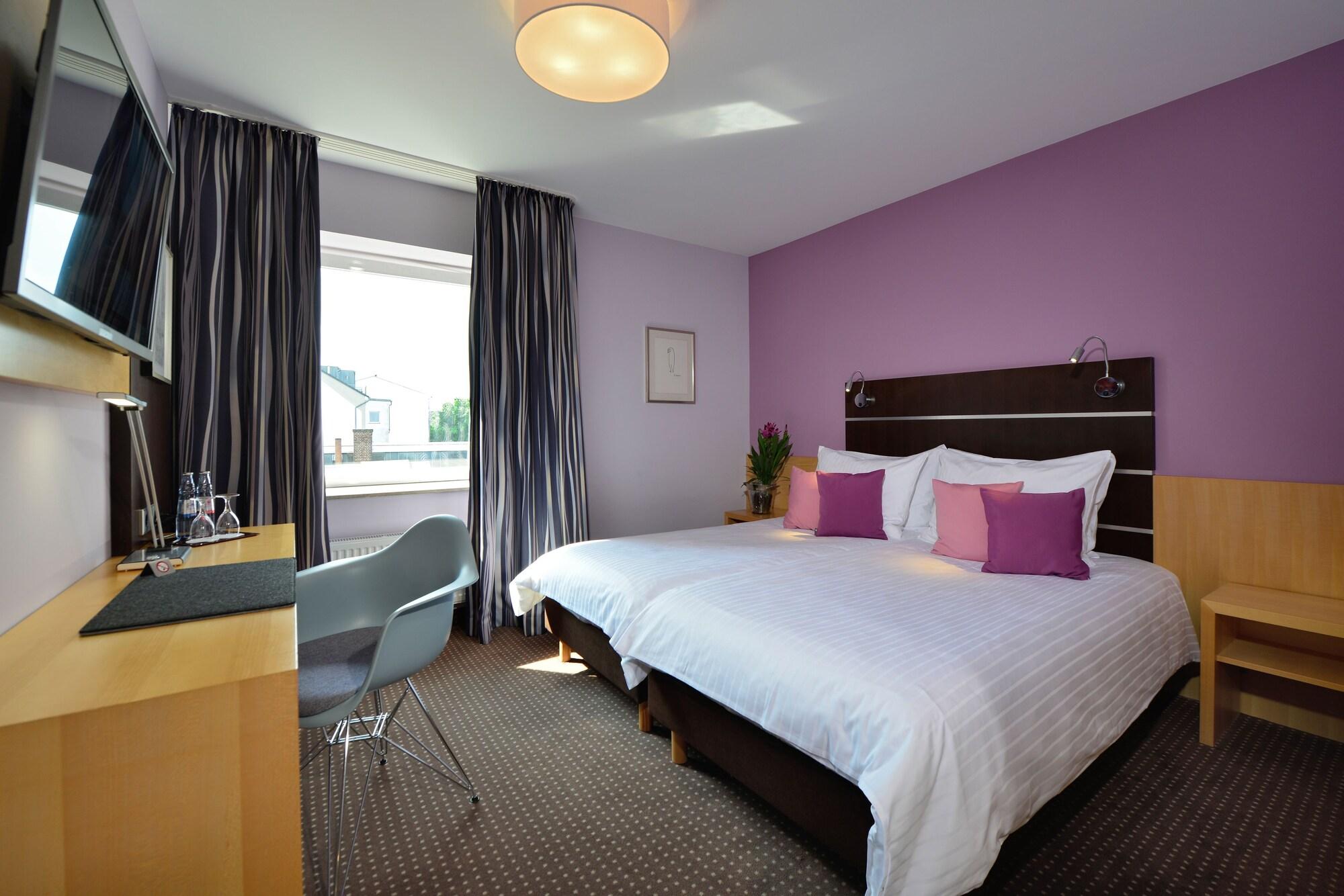 Hotel Uhu Garni Cologne Exterior photo