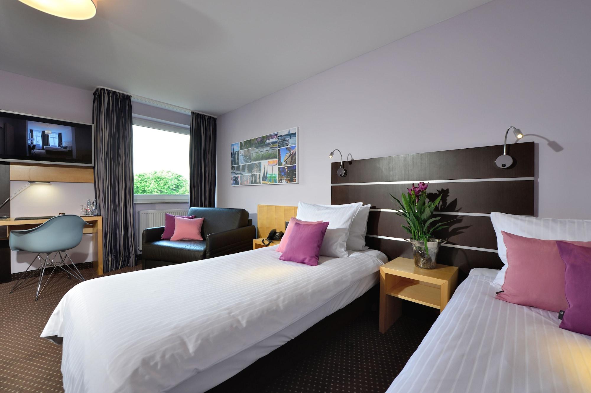Hotel Uhu Garni Cologne Exterior photo