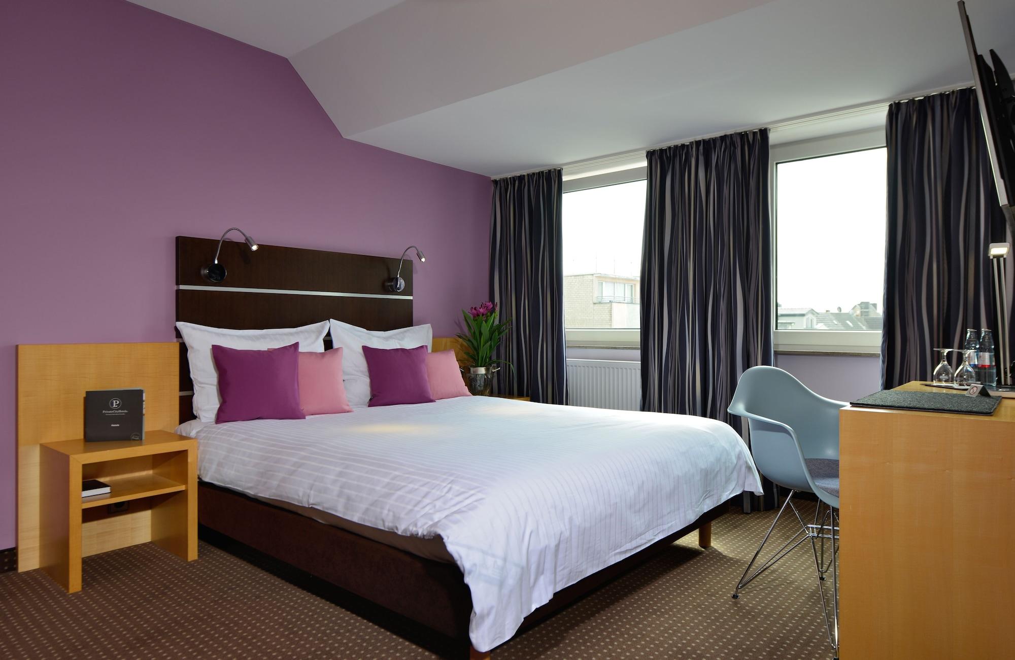 Hotel Uhu Garni Cologne Exterior photo