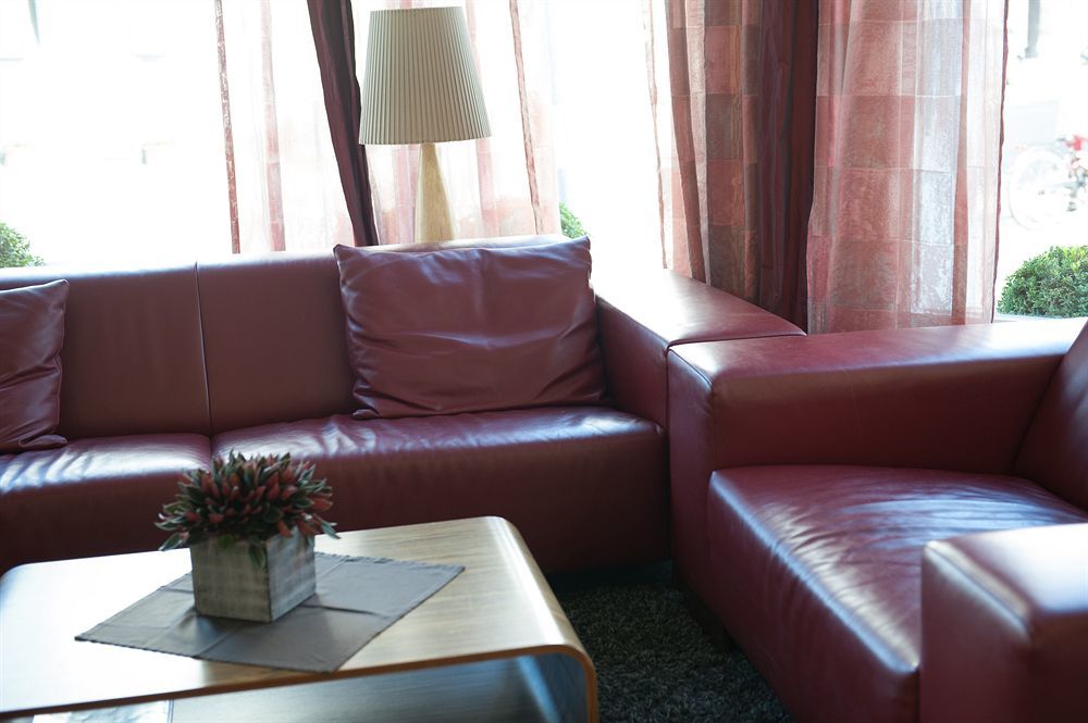Hotel Uhu Garni Cologne Exterior photo